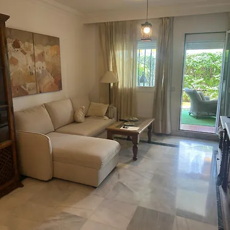 Pinos De Nagueles Apartment Marbella